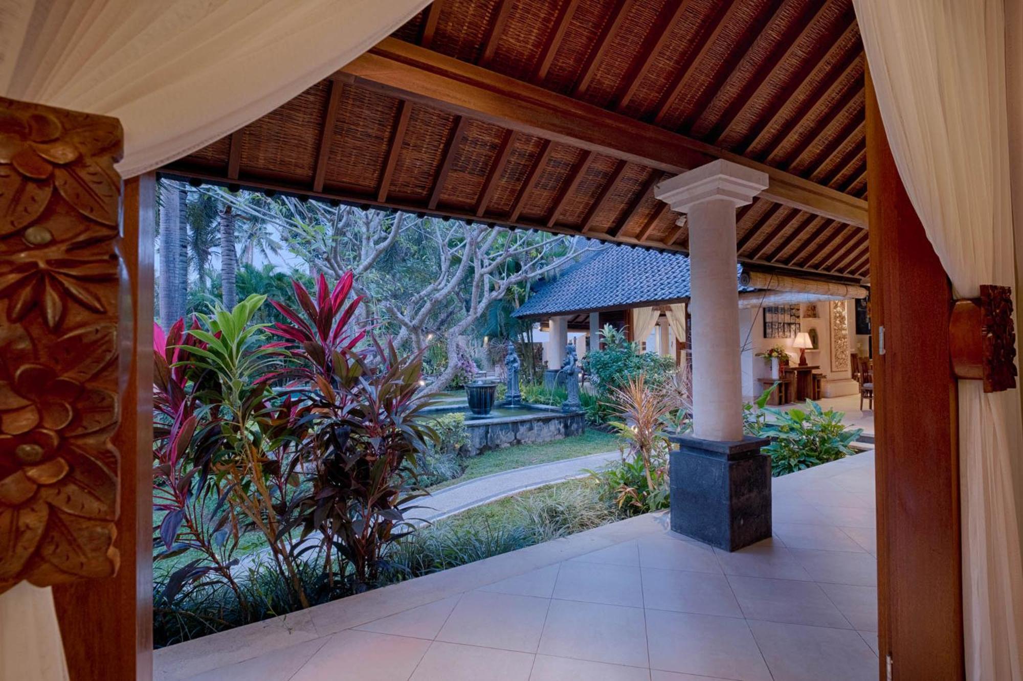 Kutus Kutus Saba Beach Villa Yogyakarta Exterior foto