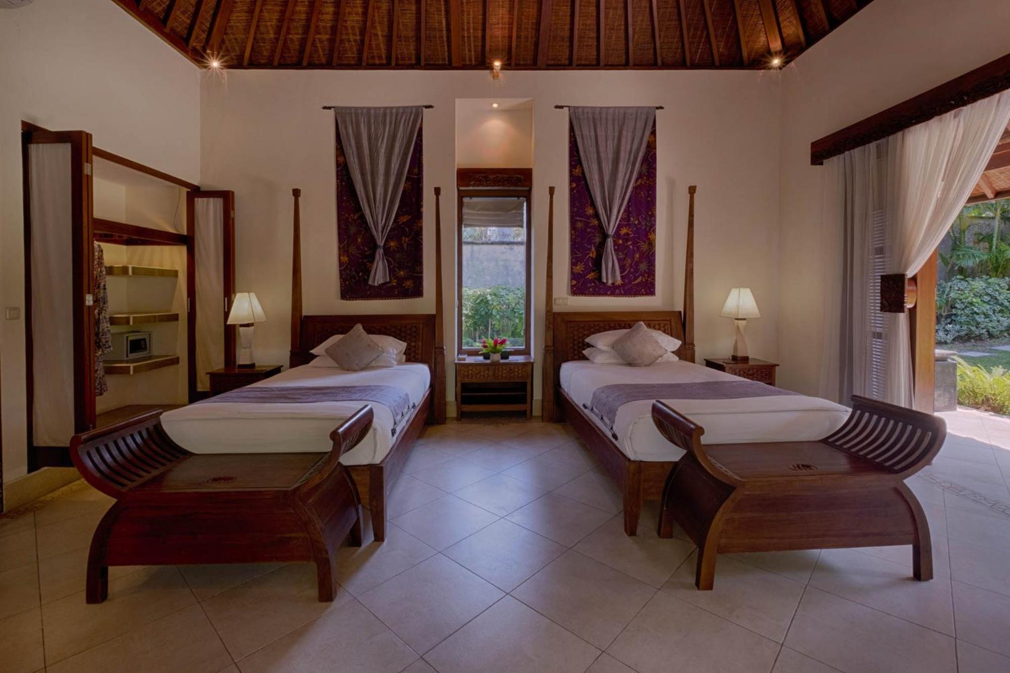 Kutus Kutus Saba Beach Villa Yogyakarta Exterior foto